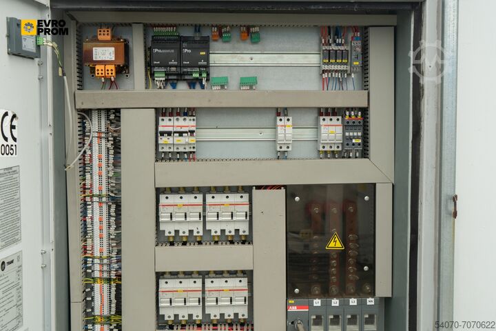 Chiller Used Aircooled Chiller Trane CXCM 090 315/350 KW 2017 yom