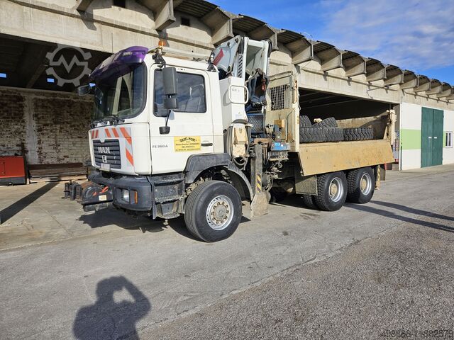 Driezijdige kipper met kraan MAN F2000 33.364 DFAC