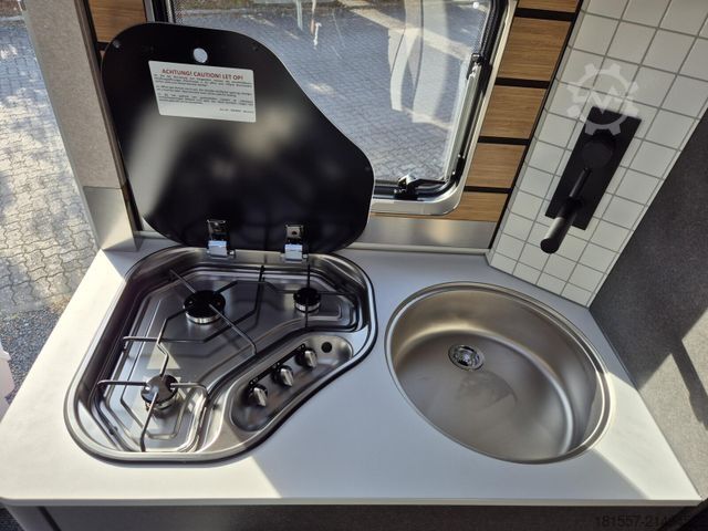 Félintegrált lakóautó HYMER/ERIBA ML-T 580 190 PS / AHK abnehmbar / Allrad / 4,1 t