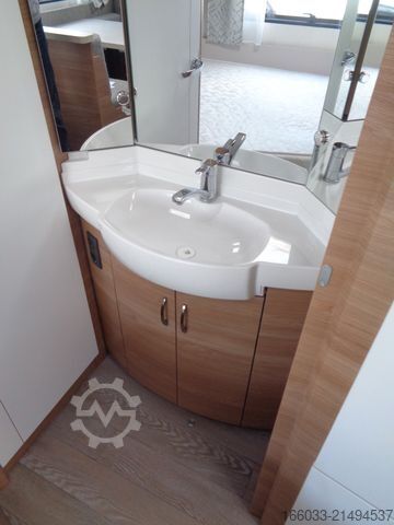 Lakókocsi HOBBY de luxe 560 KMFe *Markise*Vorzelt*