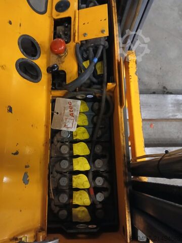 Raklapos targoncák Genkinger EGV12