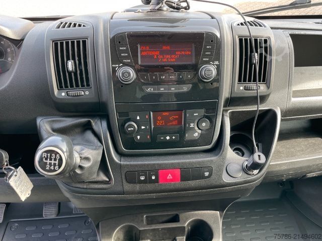 Furgón volquete PEUGEOT Boxer Kipper/ 121kw/ Staukasten/ AHK 3.0t/ AC