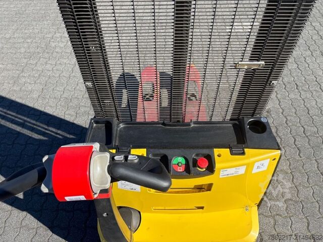 Carretilla elevadora Hyster S 1.2E