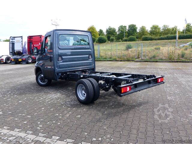 Chassis de carrinha IVECO Daily 35C18H D 3,0 lRd.3000,  Klima Autom Differ