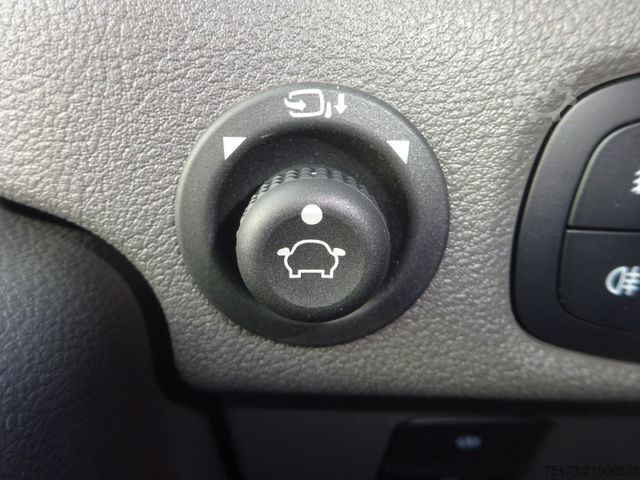 Minibüs FORD Transit Kombi 350 L3H2 Trend 360Kam Navi 9Sitz