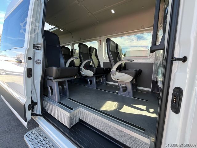 Minibusz VOLKSWAGEN CRAFTER 17 SITZER ACC LANE ASSIST