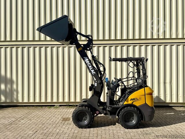 Cargadora de ruedas MECALAC MCL2 / Neuwertig / inkl. Schaufel