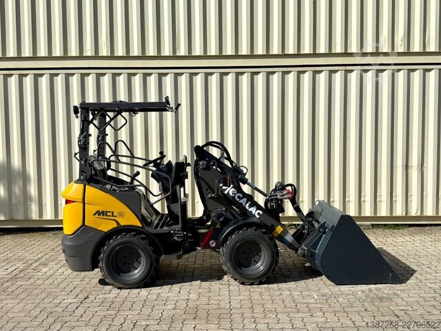 Cargadora de ruedas MECALAC MCL2 / Neuwertig / inkl. Schaufel