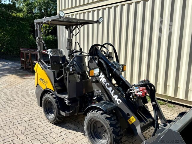 Cargadora de ruedas MECALAC MCL2 / Neuwertig / inkl. Schaufel