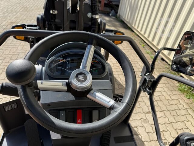 Cargadora de ruedas MECALAC MCL2 / Neuwertig / inkl. Schaufel