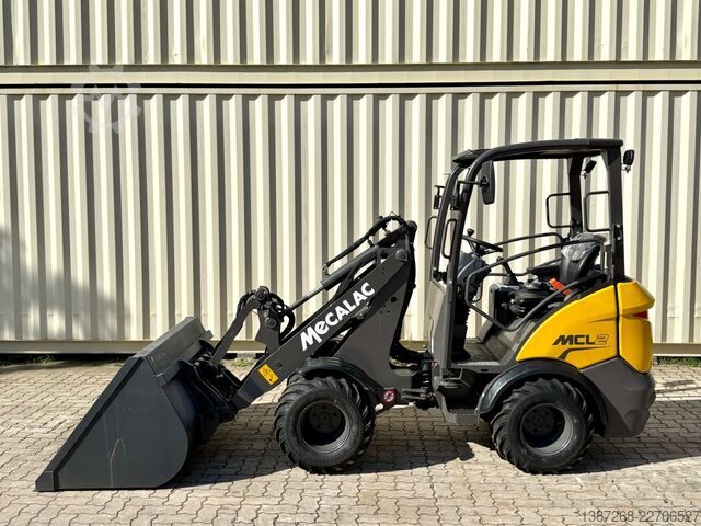 Cargadora de ruedas MECALAC MCL2 / Neuwertig / inkl. Schaufel