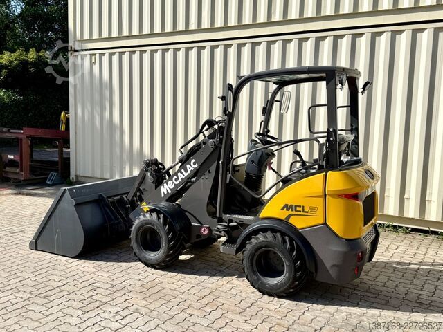Cargadora de ruedas MECALAC MCL2 / Neuwertig / inkl. Schaufel