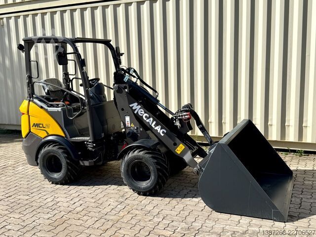 Cargadora de ruedas MECALAC MCL2 / Neuwertig / inkl. Schaufel