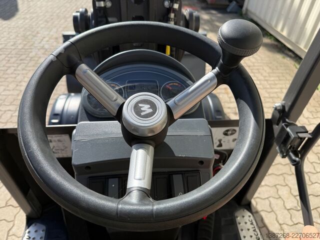 Cargadora de ruedas MECALAC MCL2 / Neuwertig / inkl. Schaufel