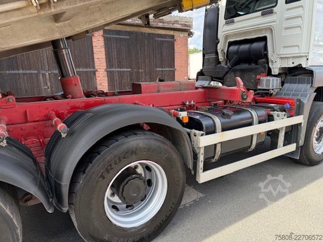 Driezijdige kipper MAN 26.480 6x4BB Meiller Schalt Klima AHK Hydraulik