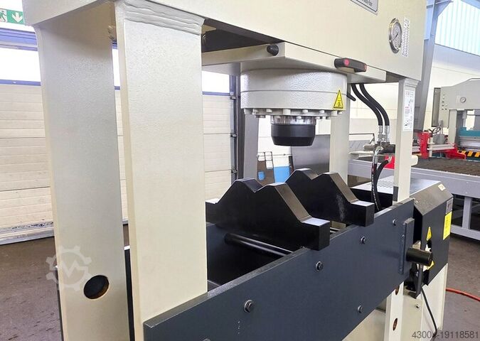 TESORO TECHNIC s.r.o. TESORO TECHNIC s.r.o. TESORO TECHNIC s.r.o.