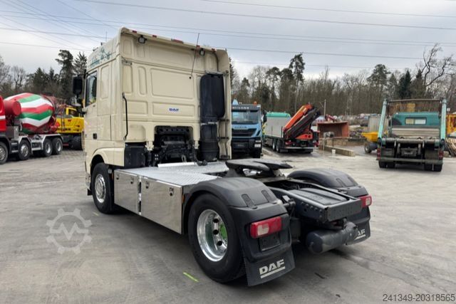 Standardni tegljač DAF XF460 4x2