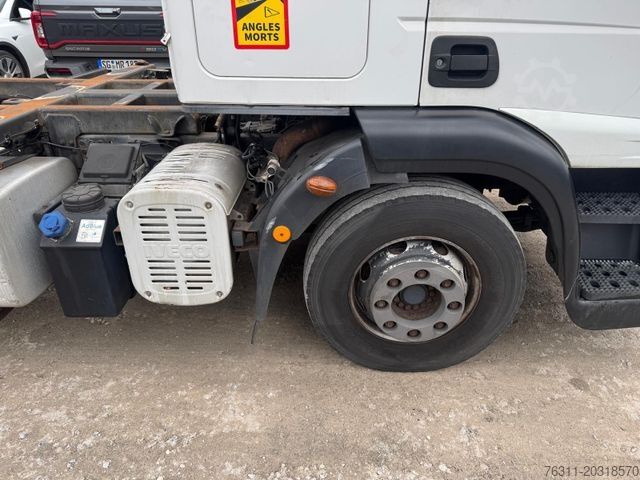 Šasija kamiona IVECO 140E28/FP
