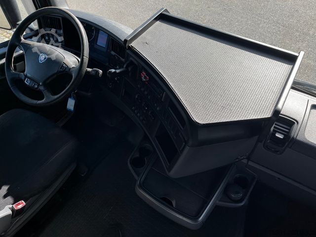 Standardni tegljač SCANIA R450 Sattelzugmaschine mit Kipphydraulik