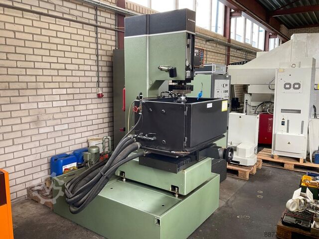 Süllyesztő szikraforgácsoló (EDM) AEG-Elotherm Elbomat 222s