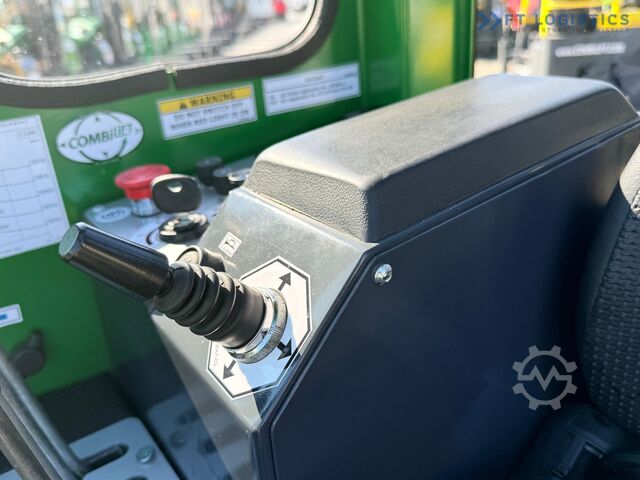 Čtyřsměrný vysokozdvižný vozík COMBILI C3000 / DIESEL / DUPLEX 4100 / FREE-LIFT
