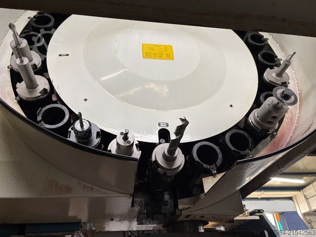 Dikey işleme merkezi YCM SUPERMAX V116B