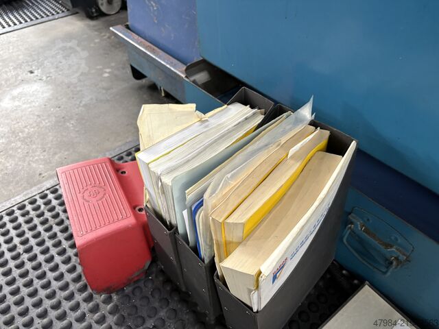 Dikey işleme merkezi YCM SUPERMAX V116B