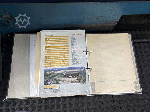 Dikey işleme merkezi YCM SUPERMAX V116B