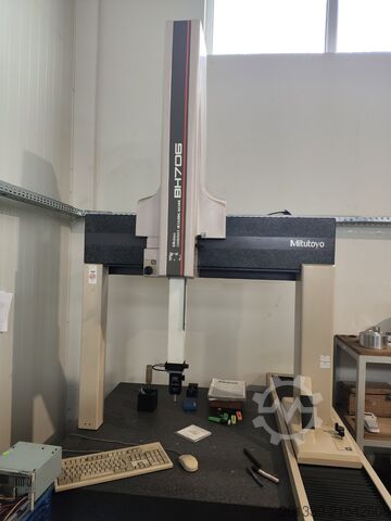 Coordinate measuring machine Mitutoyo BH706