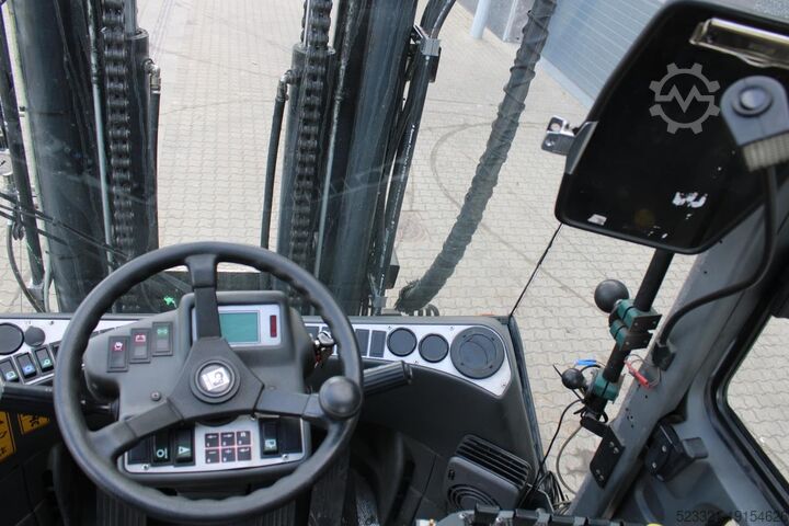 Diesel vorkheftruck Kalmar DCE80-9