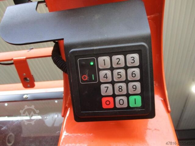 Hochhubkommissionierstapler TOYOTA OME 100M