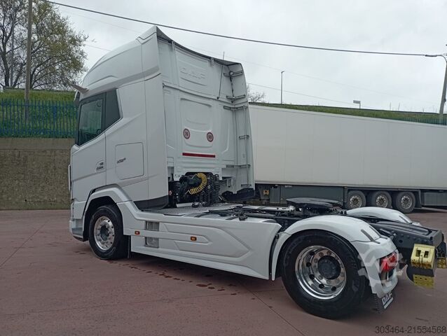 Standard SZM DAF XG+ 530 FT euro 6e FULL PNEUMATICO