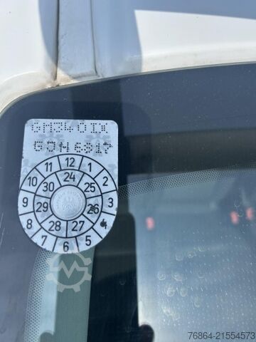 Kastenwagen FORD TRANSIT CUSTOM L2H1 DACHTRäGER, AHV