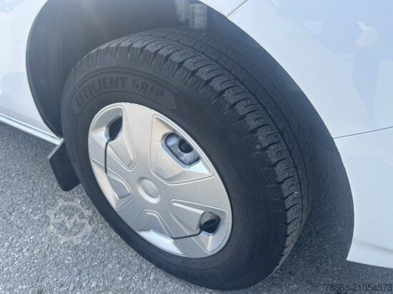 Kastenwagen FORD TRANSIT CUSTOM L2H1 DACHTRäGER, AHV