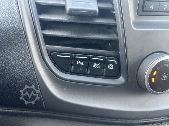 Kastenwagen FORD TRANSIT CUSTOM L2H1 DACHTRäGER, AHV