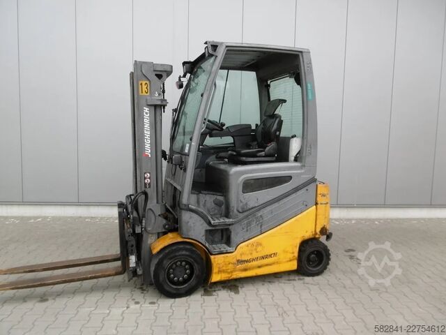 Empilhadeira elétrica de 4 rodas JUNGHEINRICH EFG 430ks 115-500 DZ