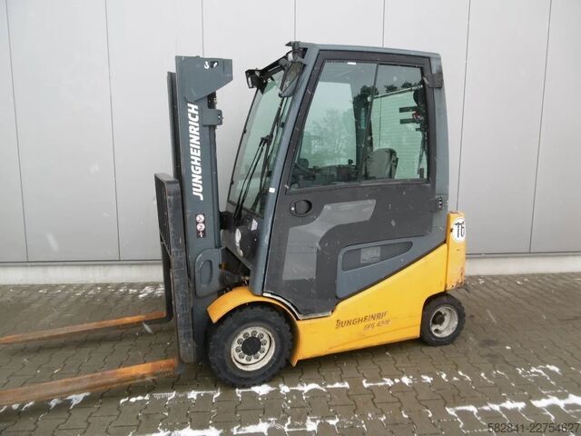 Empilhadeira elétrica de 4 rodas JUNGHEINRICH EFG 430k-290 ZT