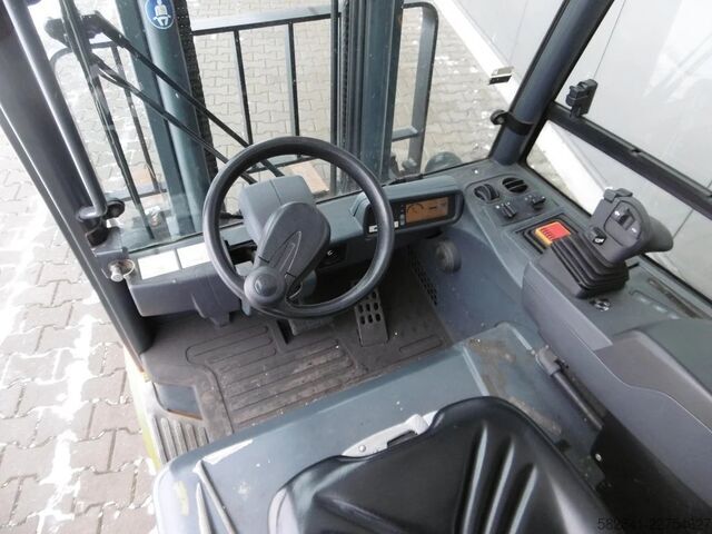 Empilhadeira elétrica de 4 rodas JUNGHEINRICH EFG 430k-290 ZT