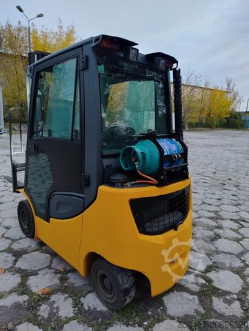 Carrelli elevatori a GPL Jungheinrich TFG316s LPG/ 3.3m/ 2018y/ 9151mh