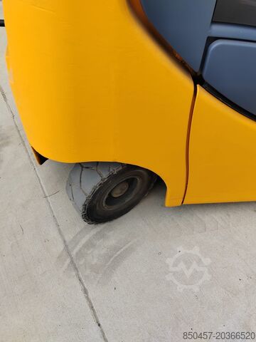 Empilhadeiras a Gás Liquefeito de Petróleo (GLP) Jungheinrich TFG316s LPG/ 3.3m/ 2018y/ 9151mh