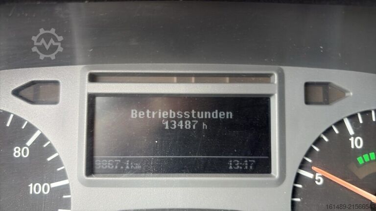 Betonszállító teherautó Daimler-Benz 