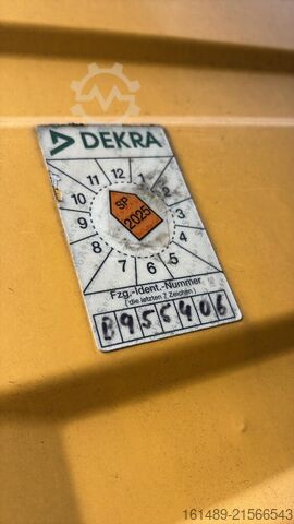 Betonszállító teherautó Daimler-Benz 