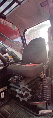 Teleszkópos rakodó JCB 540-140