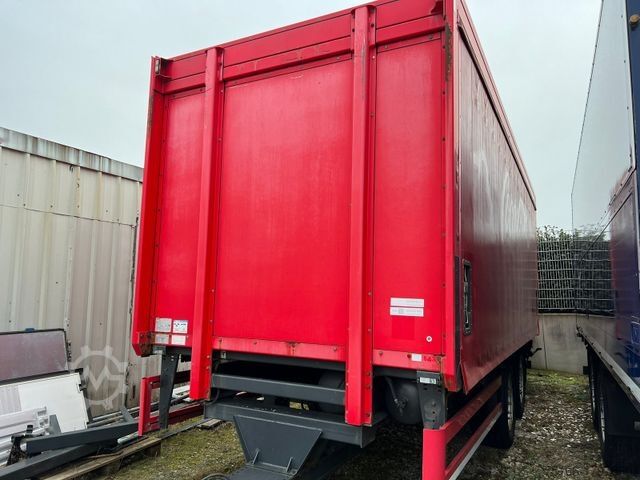 Drankentrailer SPIER 2-ACHS Tandem-Anhänger GETRÄNKE 6,6 m LBW 2 to.