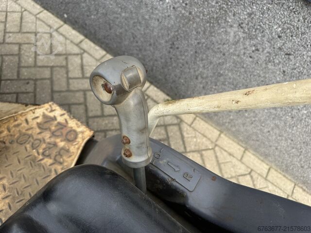 Hamm HD 8 VV Trilwals / Road Roller / Tandemwalze 2014 Kubota Diesel HAMM HD 8 VV Trilwals / Road Roller / Tandemwalze 2014 Kubota Diesel