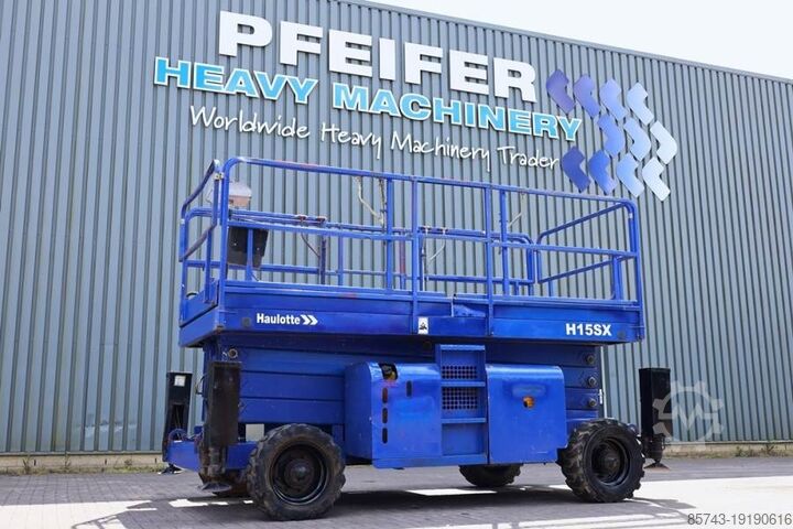 Podnośnik nożycowy Haulotte H15SX Diesel, 4x4 Drive 15 Working Height, 500kg C