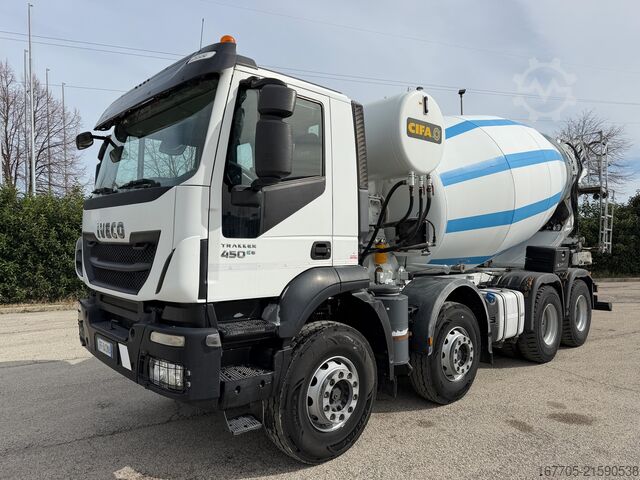 Betonomieszarka Iveco TRAKKER 450