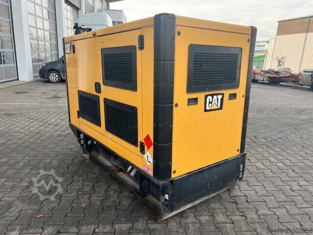 Macchina edile CAT DE65E3 / Stromerzeuger / 60KVA / 2017 / 17.917h