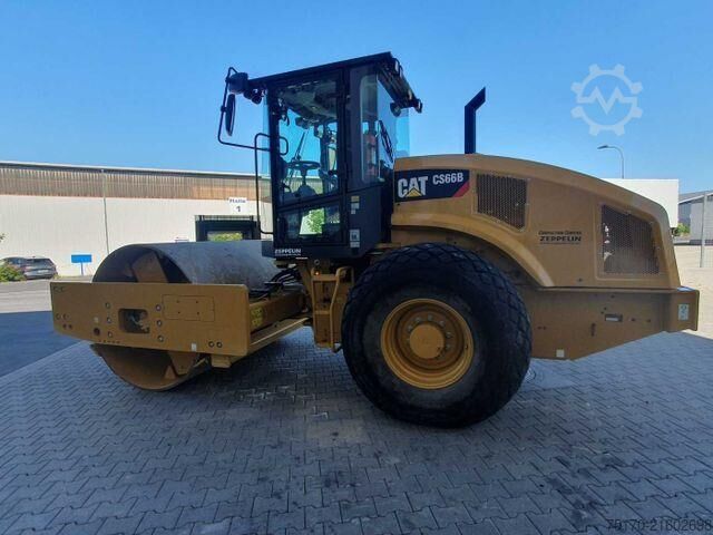 Single roller Caterpillar CS66B Walzenzug / 2017 / nur 630h! / Klima