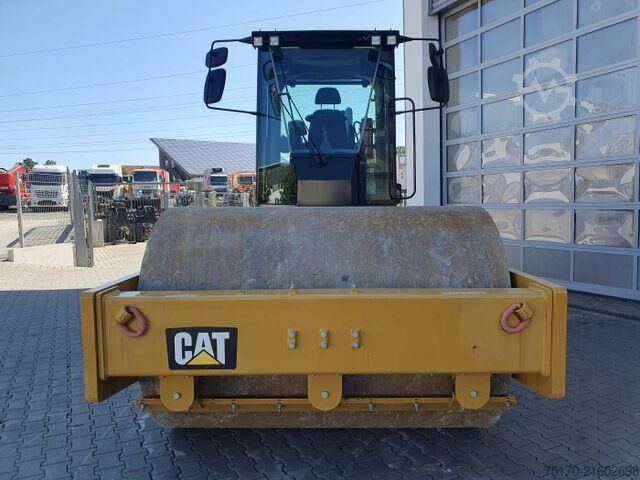 Single roller Caterpillar CS66B Walzenzug / 2017 / nur 630h! / Klima